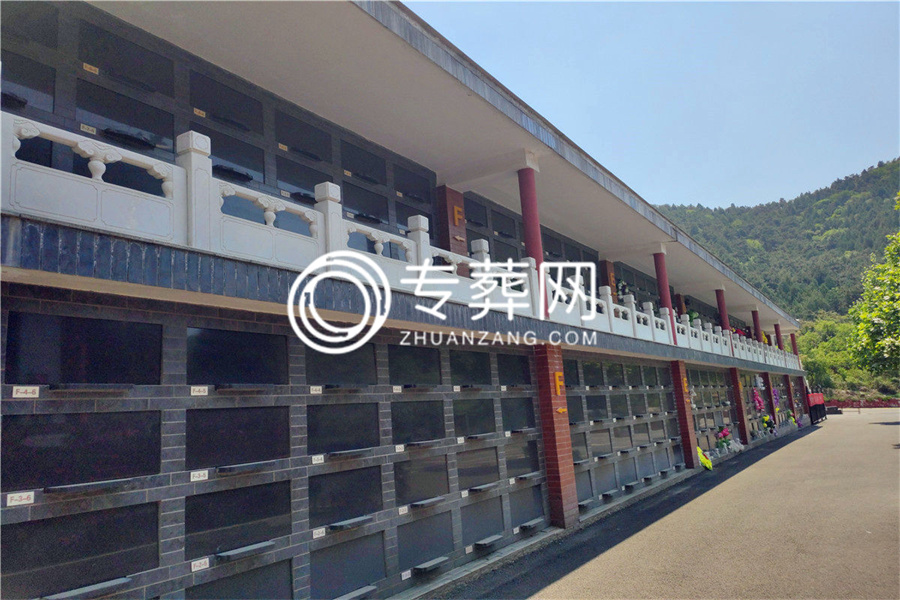 陵园环境