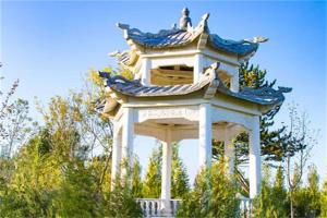 卧龙公墓环境怎么样