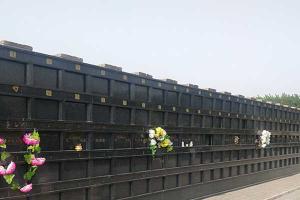 极乐园公墓壁葬价格大约在5000元左右