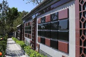 天寿陵园有几个小园大理石和花岗岩哪个好