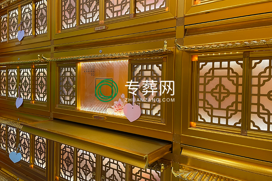 北京<a href=https://www.zhuanzang.com/mudidaquan/16.html target=_blank class=infotextkey>长城华人怀思堂</a>骨灰寄存