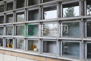 北京长城华人怀思堂壁葬价格是多少钱？