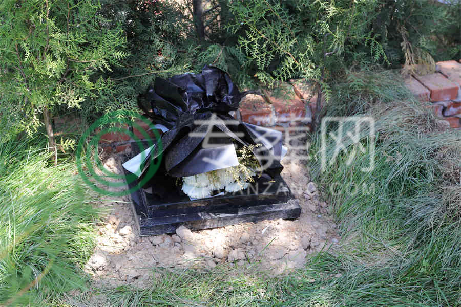 华夏陵园墓地出售价格是多少